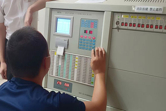 集中火災(zāi)報警控制器、消防聯(lián)動控制器、保養(yǎng)方法 集中火災(zāi)報警控制器、消防聯(lián)動控制器、保養(yǎng)方法